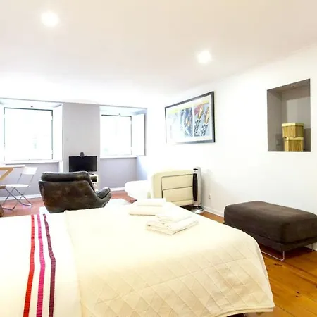 With One Bedroom In With Wonderful City View And Wifi شقة *